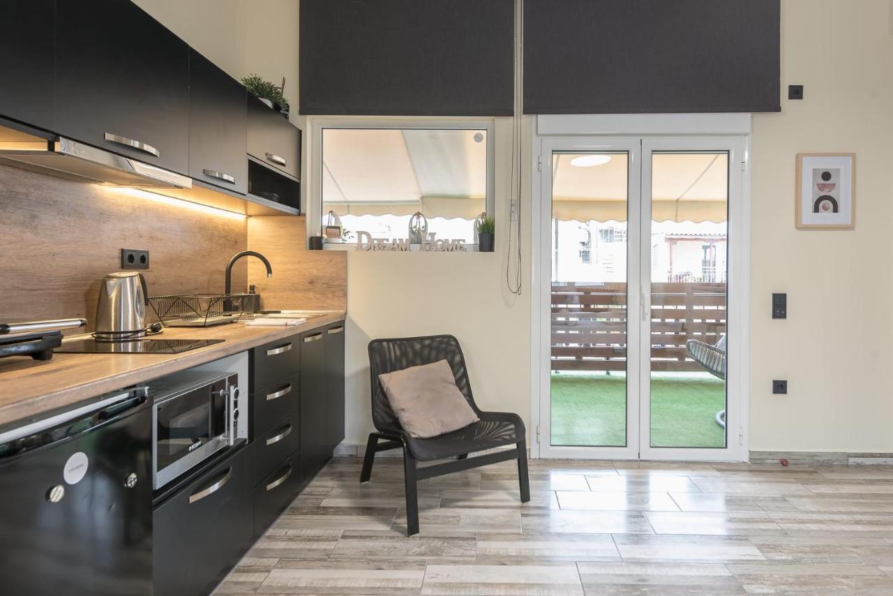 شقة Petralona Stylish Penthouse أثينا المظهر الخارجي الصورة