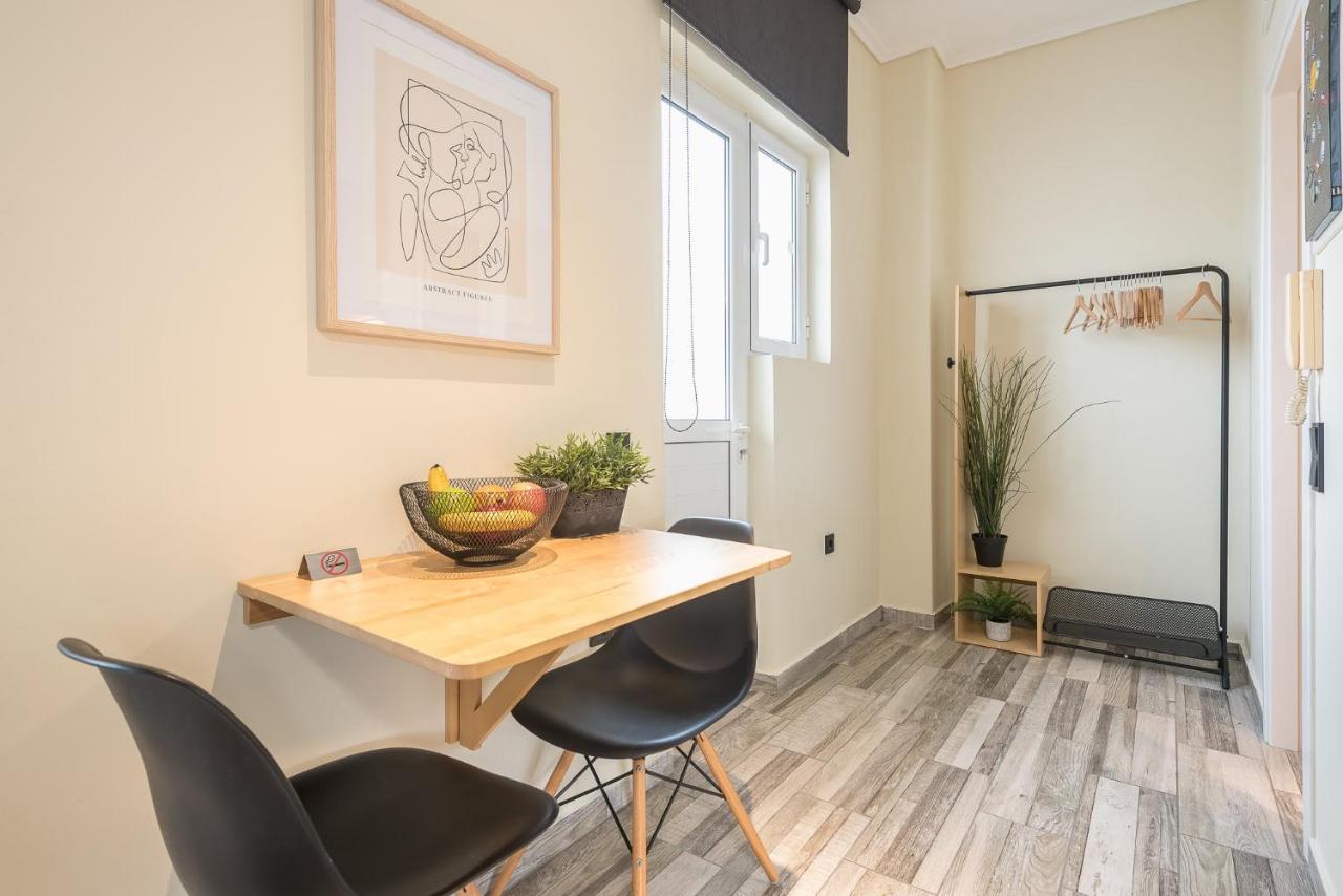 شقة Petralona Stylish Penthouse أثينا المظهر الخارجي الصورة